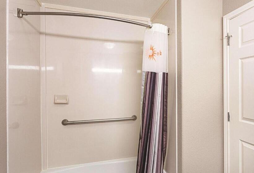 חדר אקזקיוטיב חדר קינג, La Quinta By Wyndham San Antonio Northwest