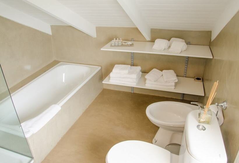 ファミリーステューディオ, Los Ponchos