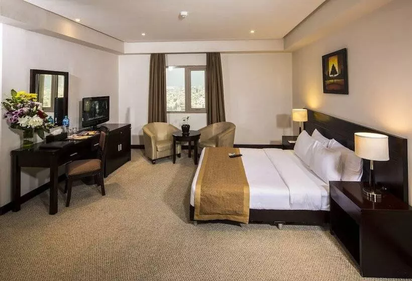اتاق استاندارد با تخت بزرگ, Monroe Hotel & Suites