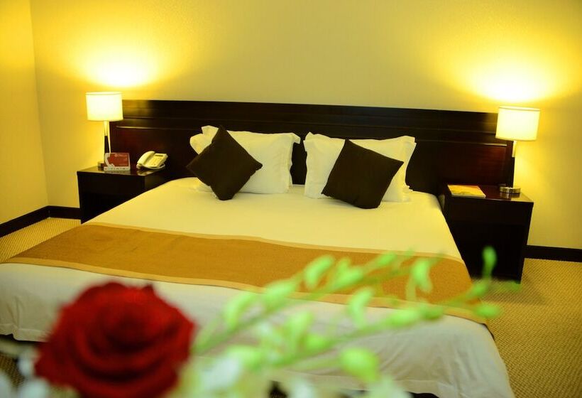 اتاق استاندارد با تخت بزرگ, Monroe Hotel & Suites