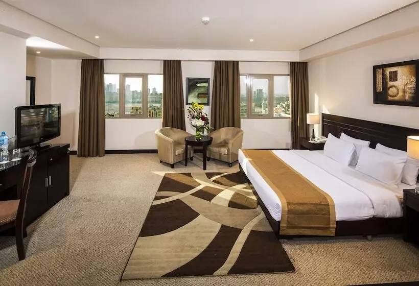اتاق لوکس, Monroe Hotel & Suites