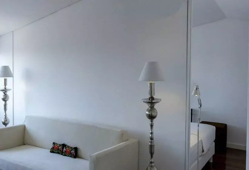 سوییت جونیور, Palacio Julio