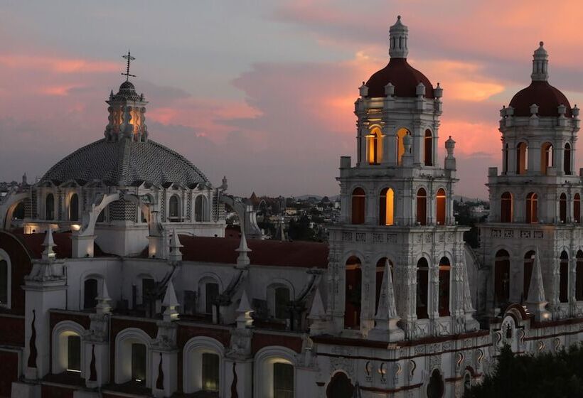 غرفة قياسية, Palacio Julio