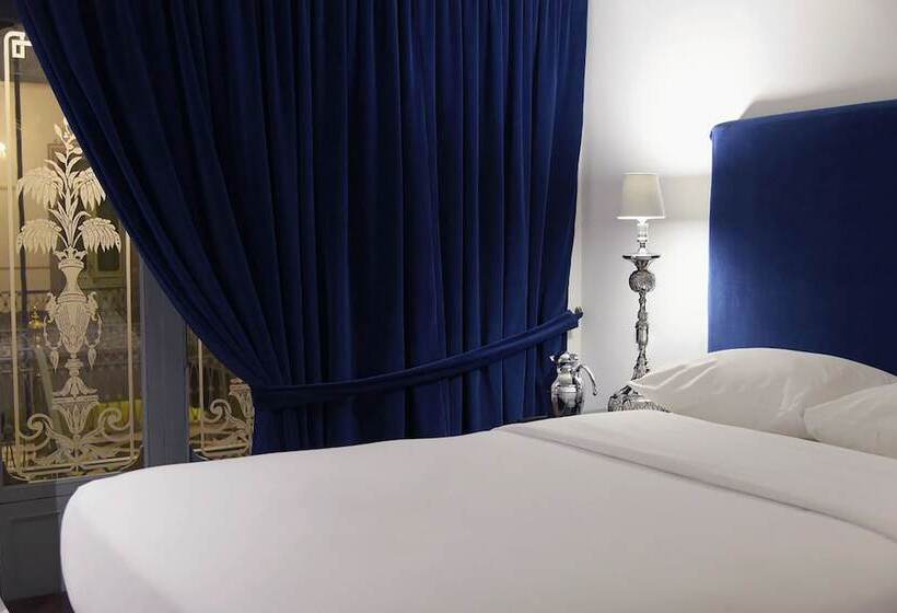 غرفة قياسية, Palacio Julio