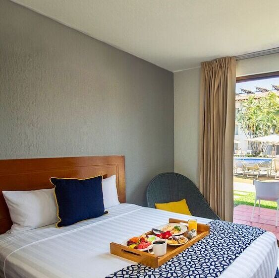 带大床的高级房间, Plaza Pelicanos Club Beach Resort All Inclusive