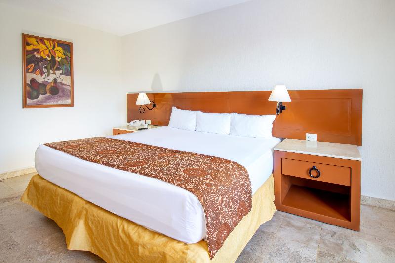 带大床的标准间, Plaza Pelicanos Club Beach Resort All Inclusive