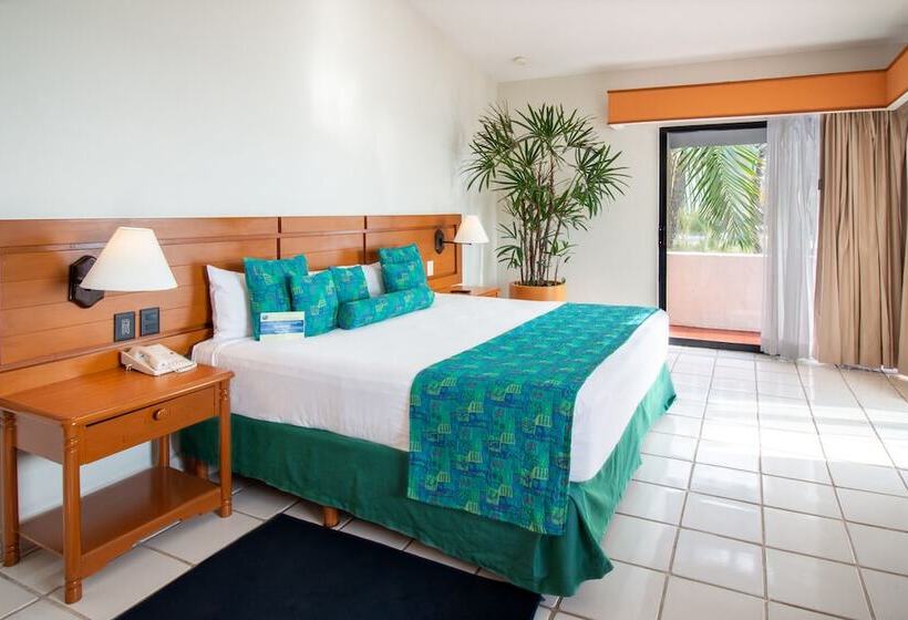 Люкс, Plaza Pelicanos Club Beach Resort All Inclusive