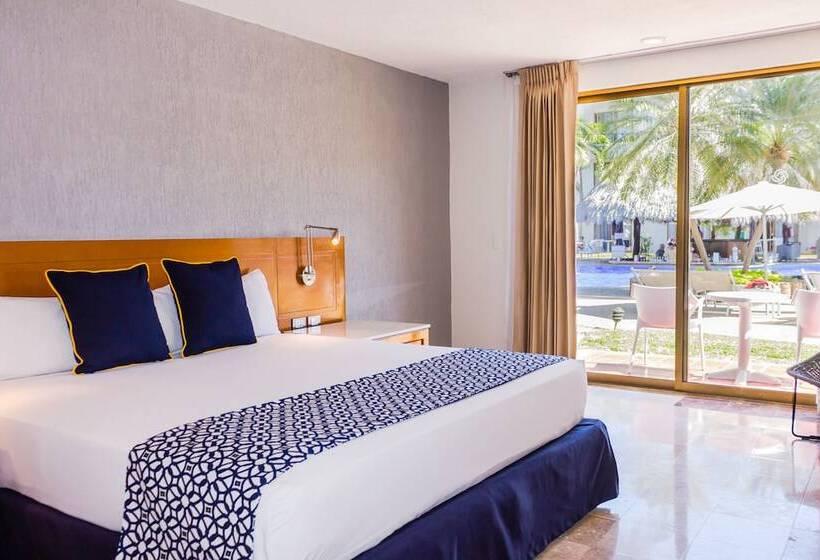 带大床的高级房间, Plaza Pelicanos Club Beach Resort All Inclusive