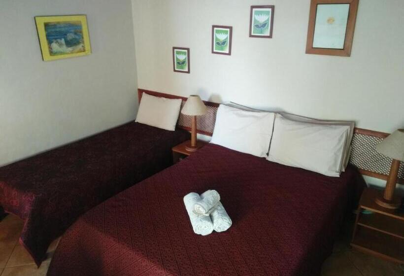 غرفة قياسية ثلاثية, Pousada Mar A Mar