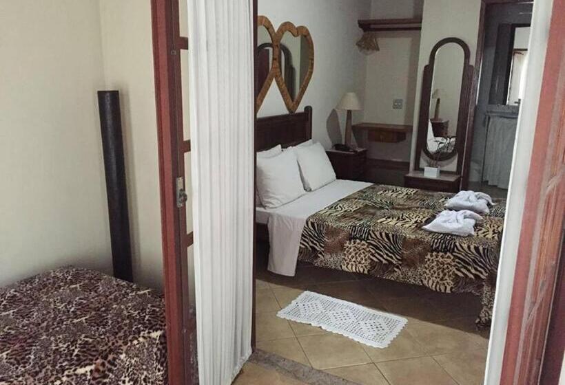 غرفة ديلوكس ثلاثية, Pousada Mar A Mar