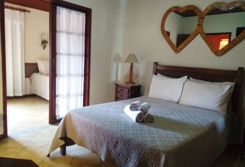 غرفة ديلوكس ثلاثية, Pousada Mar A Mar