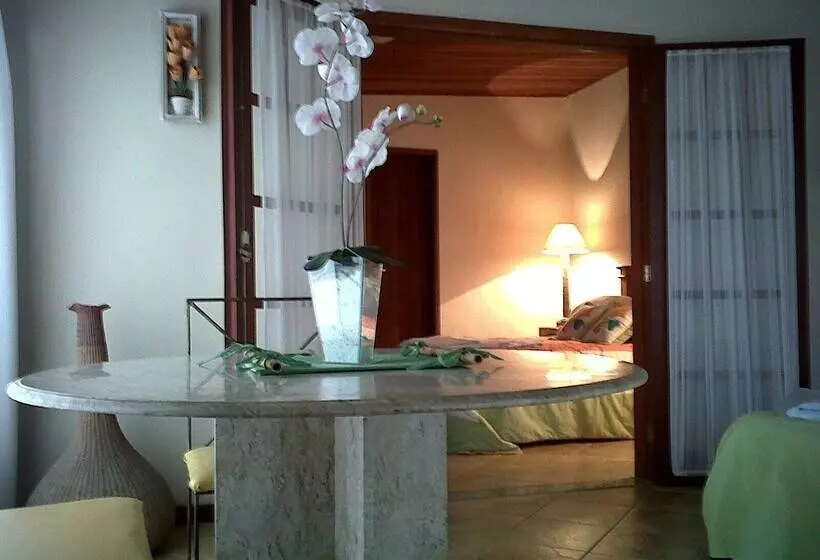 デラックスの４人部屋, Pousada Mar A Mar