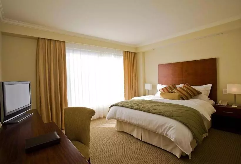 デラックスルーム, Stubel Suites & Cafe