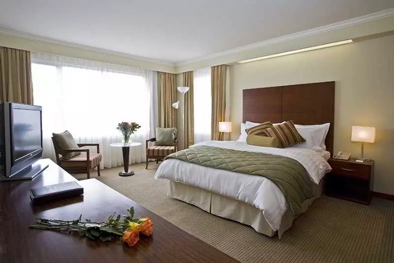 デラックスルーム, Stubel Suites & Cafe