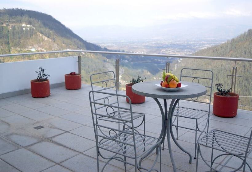 スイート, Stubel Suites & Cafe