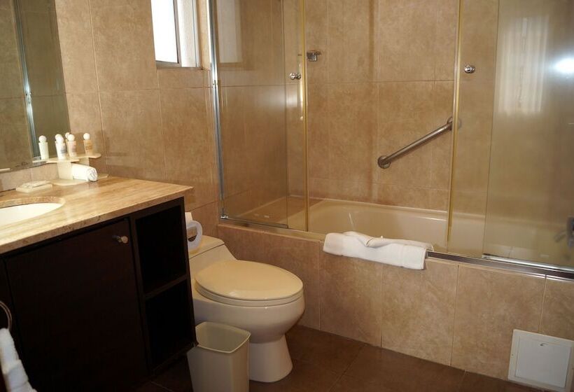 スイート, Stubel Suites & Cafe