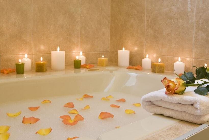 スイート, Stubel Suites & Cafe