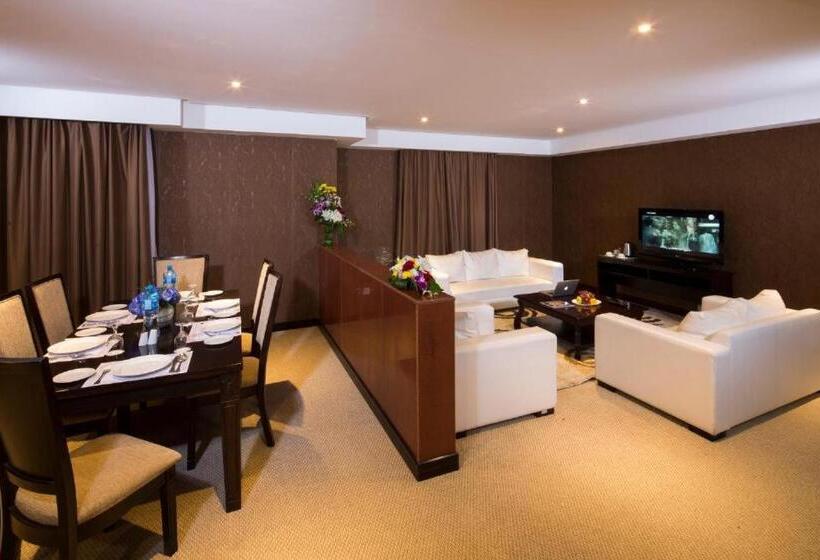 سوئیت پرزیدنت, Monroe Hotel & Suites