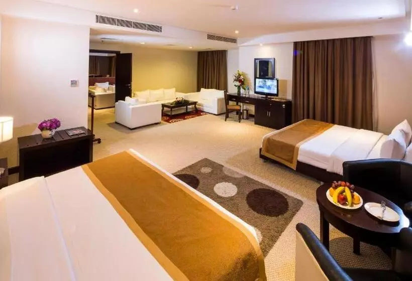 سوئیت پرزیدنت, Monroe Hotel & Suites