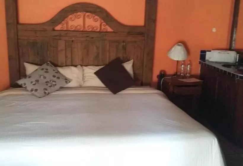 Sviitti King-vuode, Revi Inn