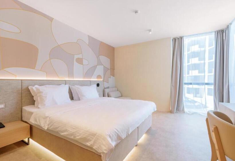 Pokój Standard, Zenith