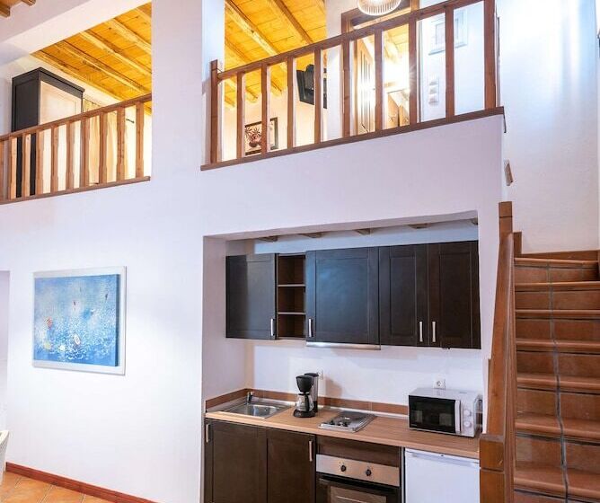 ２ベッドルームアパートメント, The Varos Residences