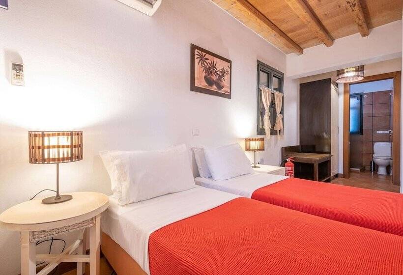 ２ベッドルームアパートメント, The Varos Residences