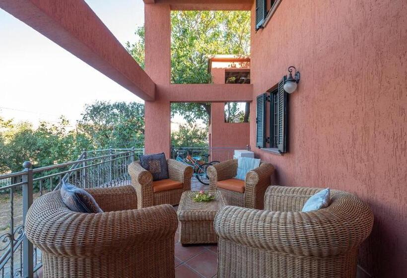 ２ベッドルームアパートメント, The Varos Residences