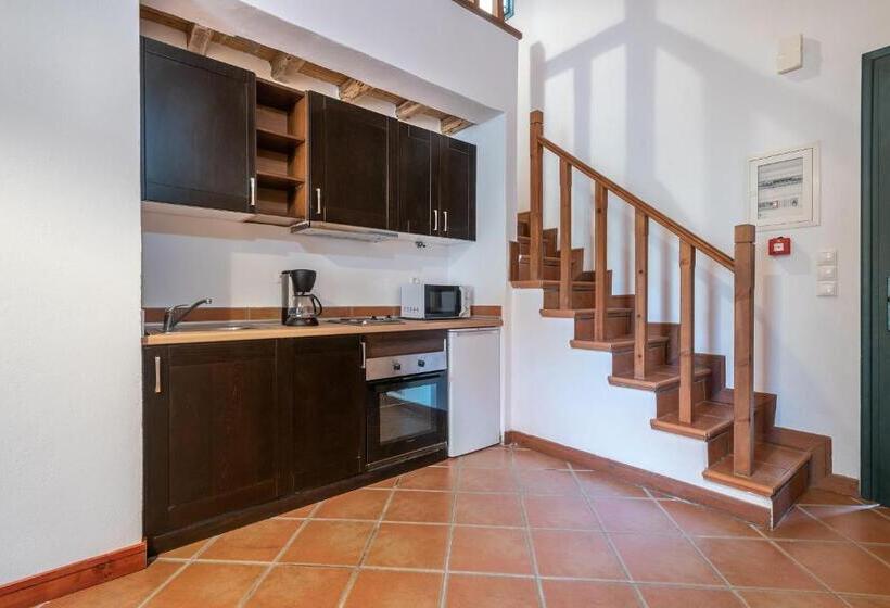 ２ベッドルームアパートメント, The Varos Residences