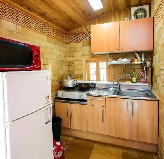 スタンダード4人部屋, Sambatgol Pension