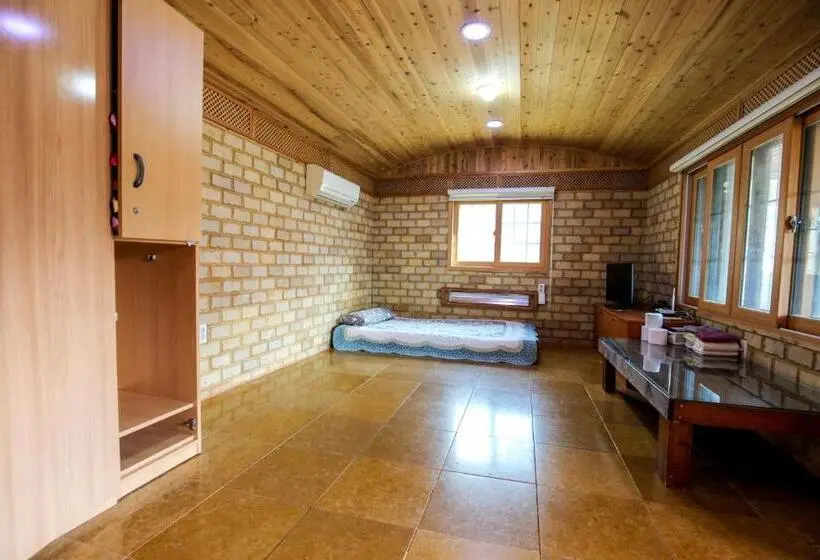 スタンダード4人部屋, Sambatgol Pension