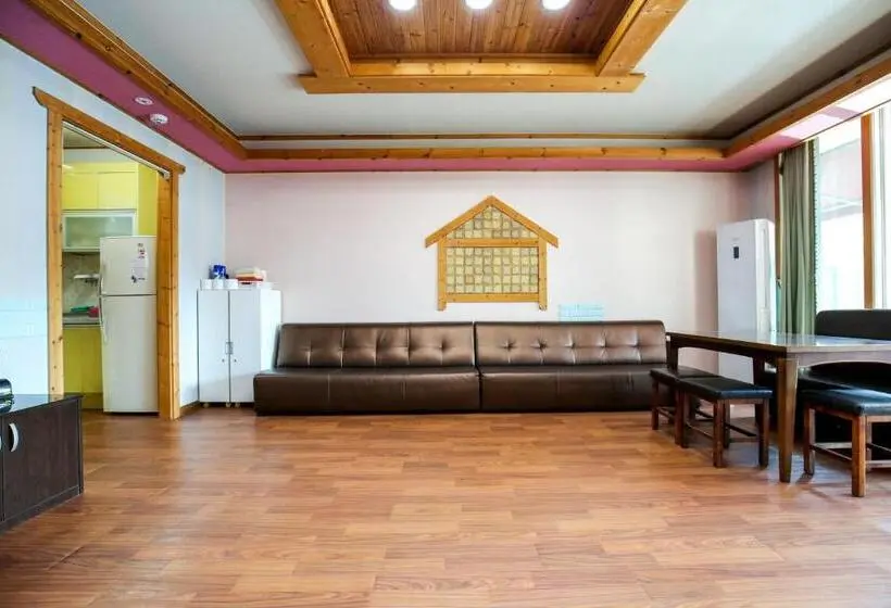 ファミリールーム, Sambatgol Pension