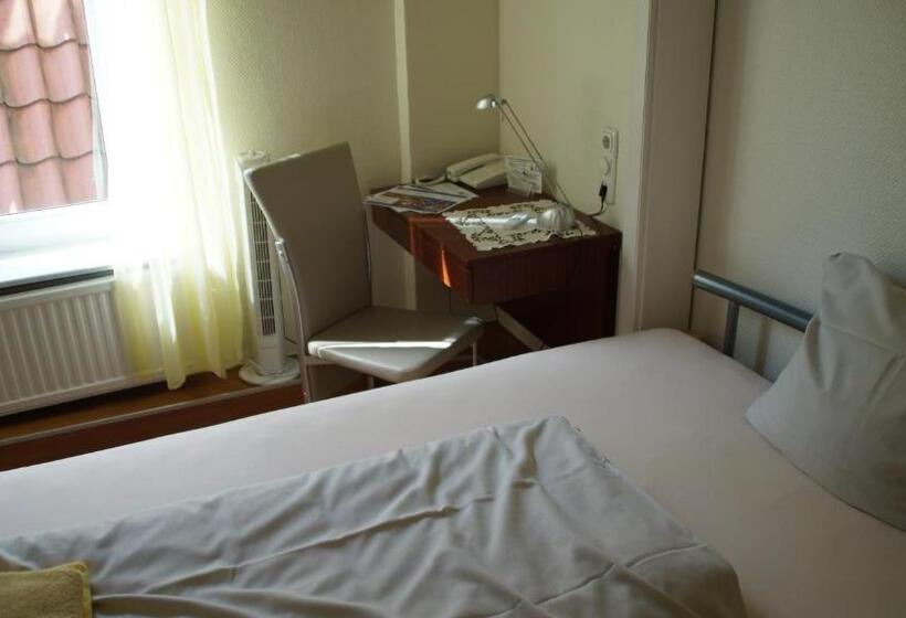 スタンダードシングルルーム, Alt Lüneburger Kutscherstuben