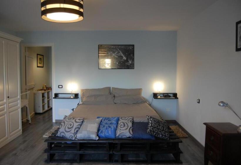 חדר סטנדרט לשלושה עם נוף לגינה, B&b Filomena