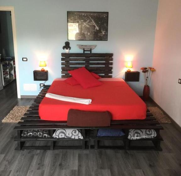 חדר סטנדרט לשלושה עם נוף לגינה, B&b Filomena