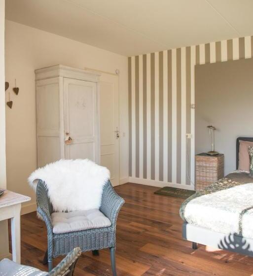 חדר סטנדרט, Broeks  Bed En Brood