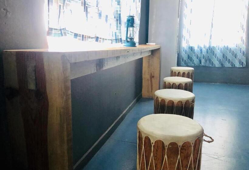 تختخواب در اتاق مشترک, Hostal Kuira Bá By Rotamundos