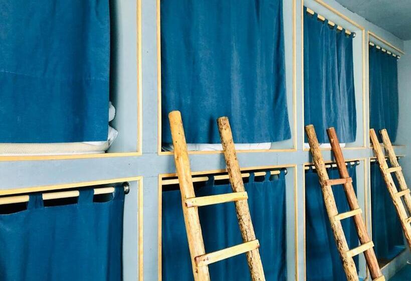 تختخواب در اتاق مشترک, Hostal Kuira Bá By Rotamundos