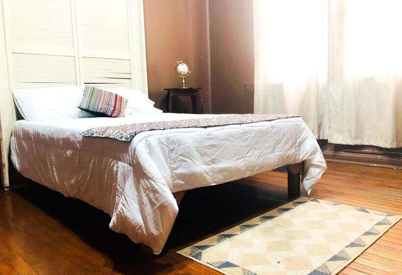 اتاق استاندارد با سرویس بهداشتی مشترک, Hostal Kuira Bá By Rotamundos