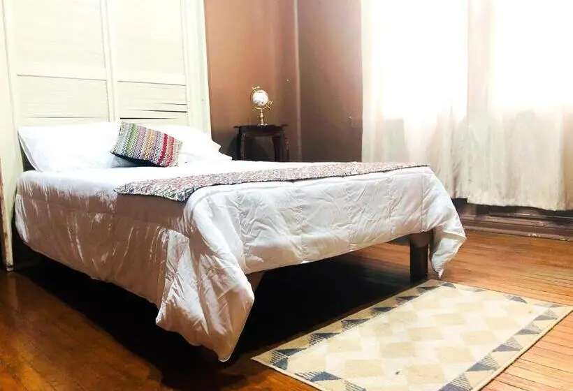 اتاق استاندارد با سرویس بهداشتی مشترک, Hostal Kuira Bá By Rotamundos