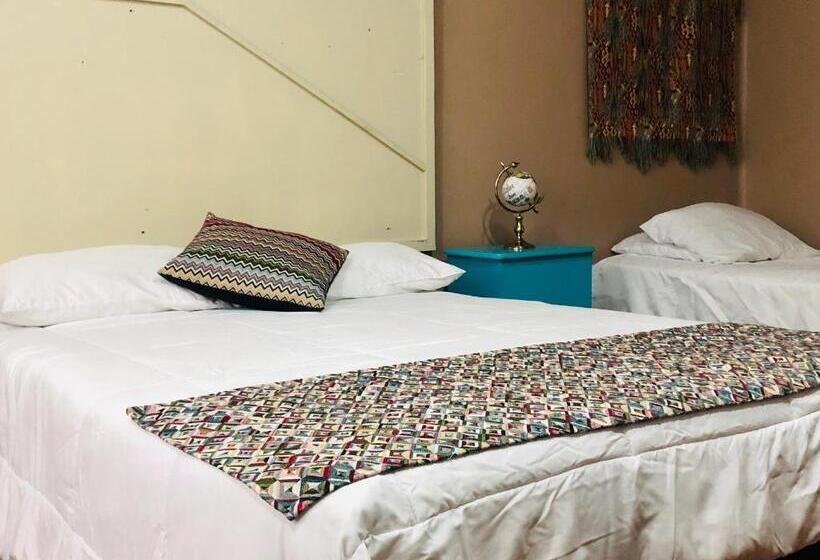 اتاق استاندارد با سرویس بهداشتی مشترک, Hostal Kuira Bá By Rotamundos