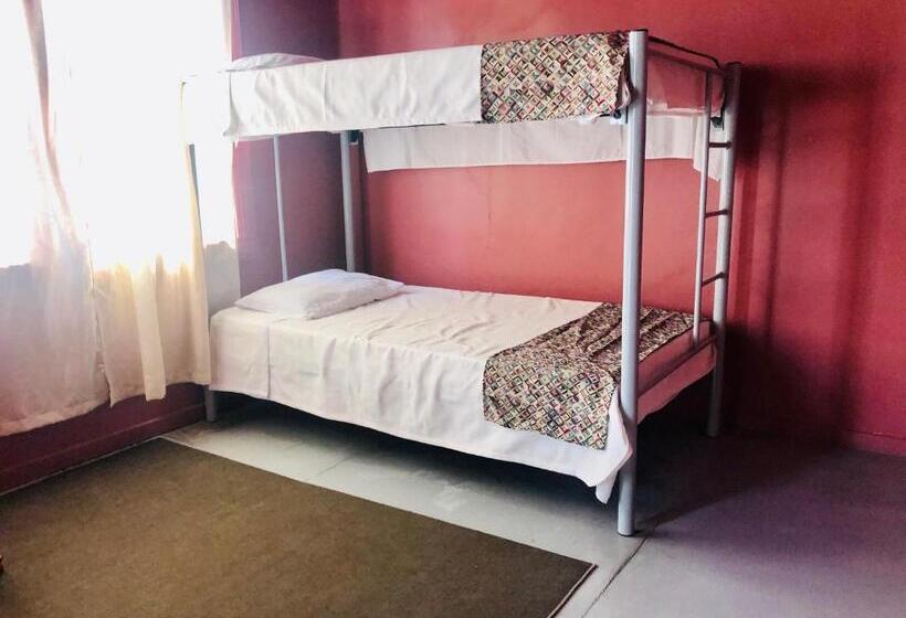 اتاق استاندارد چهار تخته, Hostal Kuira Bá By Rotamundos