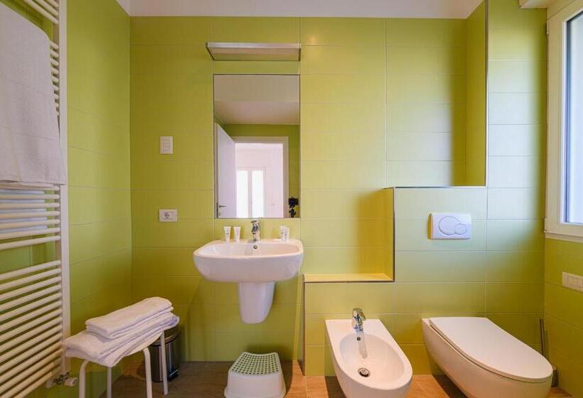 חדר משפתחתי סופריור, Alessia  S Home