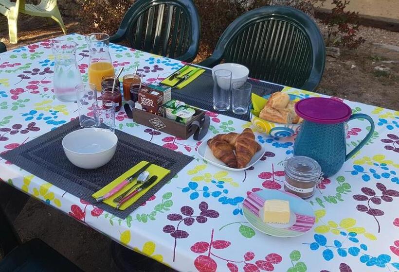 غرفة قياسية مطلّة علي الحديقة, Chambre D Hôte La Voilerie Du Cher