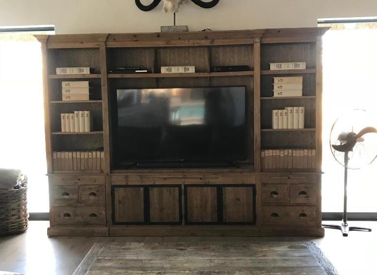 デラックスルーム, Simba Safaris African Pride Exotic Lodge