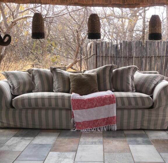 اتاق استاندارد با چشم‌انداز باغ, Simba Safaris African Pride Exotic Lodge