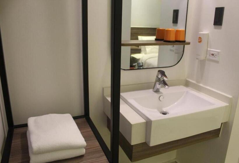 Superior-huone King-vuode, Go Hotels Plus Tuguegarao