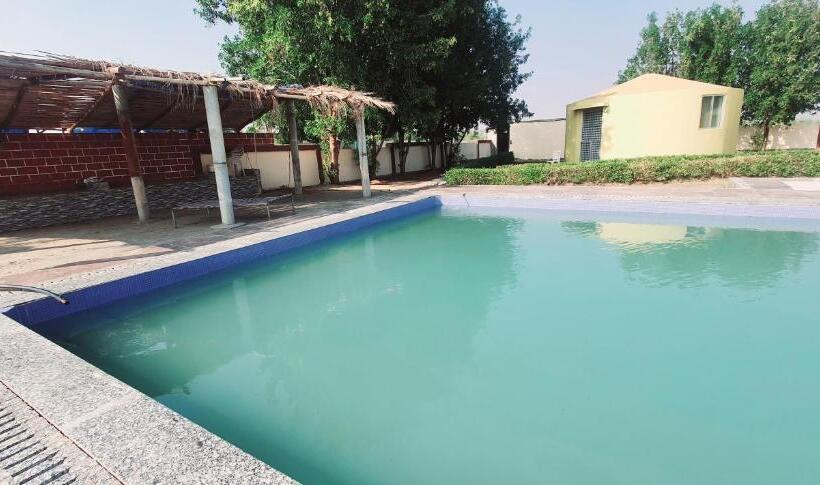 ガーデンビューの1ベッドルームビラ, Krishna Farm & Forest