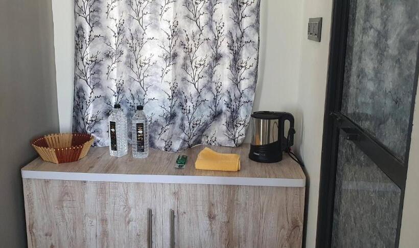 エクゼクティブスイート, Krishna Farm & Forest