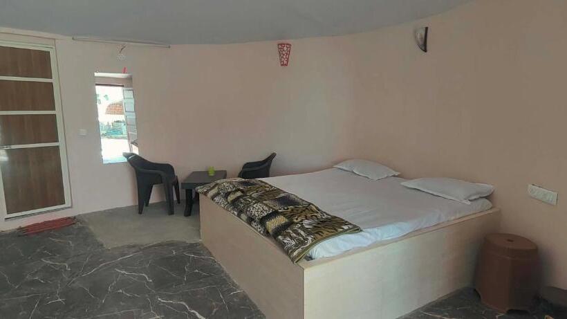 ガーデンビューの1ベッドルームビラ, Krishna Farm & Forest